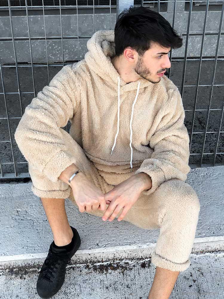 Brenner - Fluffy Fleece Trendsetter Streetwear Inspired für Männer - Hoodie und Hose