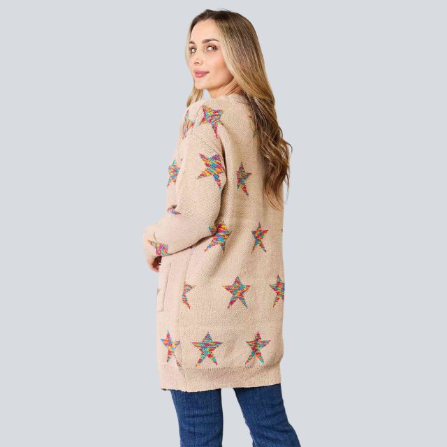 Georgia - Stylische lange Strickjacke mit himmlischen Motiven