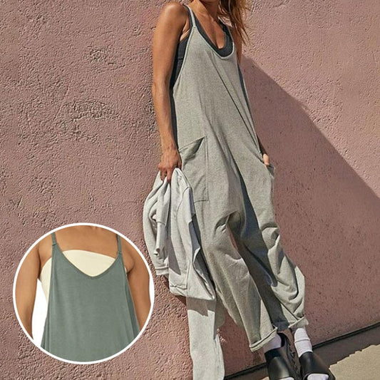 Olivia - Der perfekte minimalistische Jumpsuit mit Taschen und V-Ausschnitt